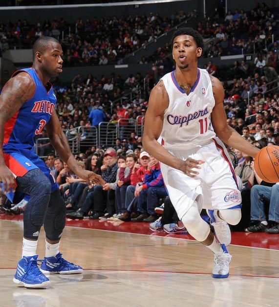 更展示了皇 更展示了皇